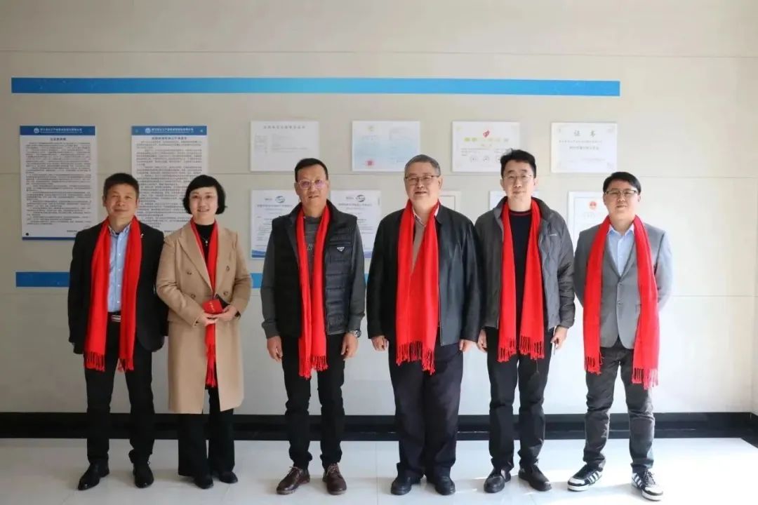新聞簡訊丨龍馬精神年，共踏新征程